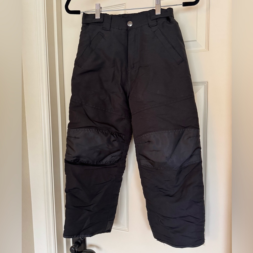Black Youth snow pants size 8